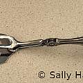 Kunzle cake server, Sally Hammond